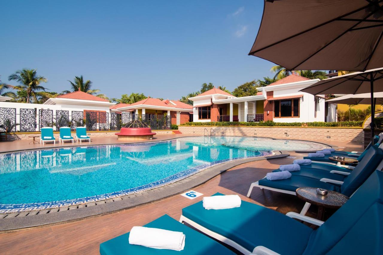The Grand Leoney Resort Vagator Bagian luar foto