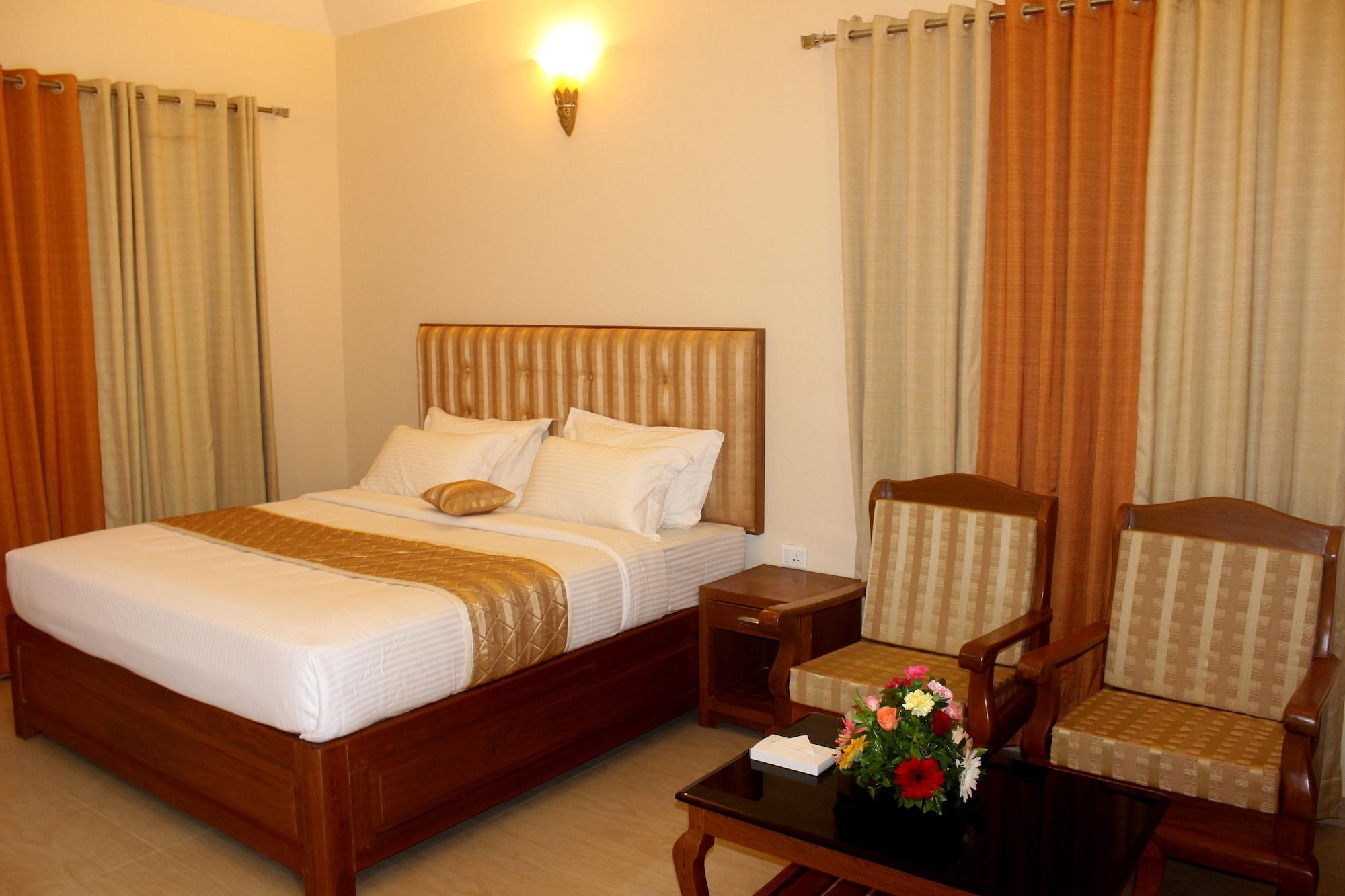 The Grand Leoney Resort Vagator Bagian luar foto